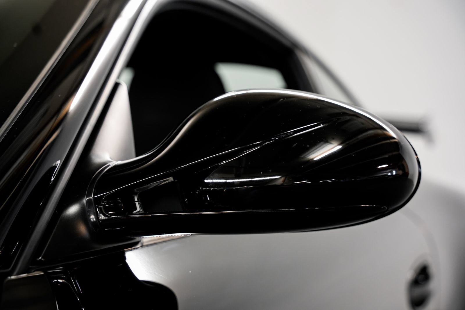 Used 2010 Porsche 911 GT3 RWD image 29