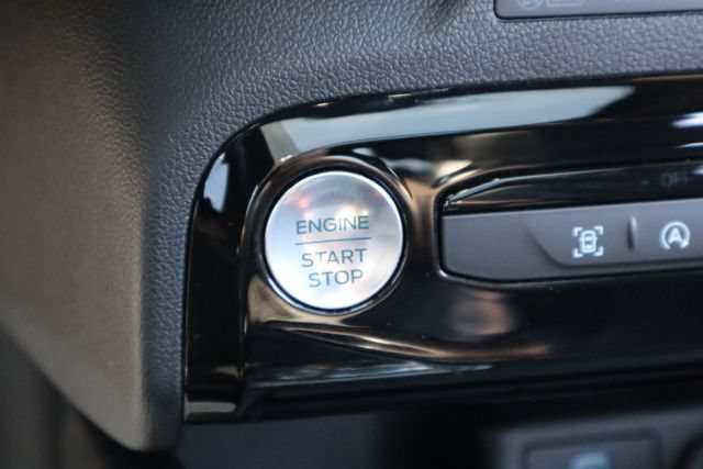 Certified 2023 Ford Escape ST-Line w/ Tech Pack #1 FWD image 19