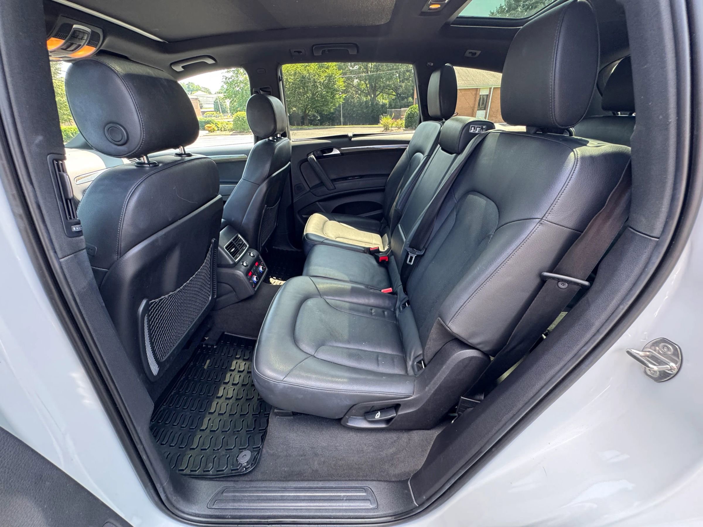 Used 2015 Audi Q7 3.0T S line Prestige w/ Sport Edition image 13