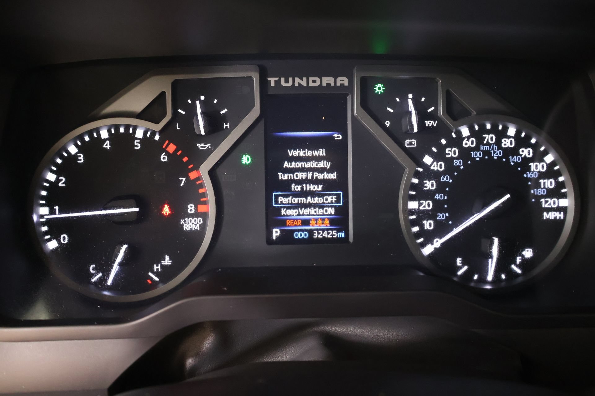 Used 2023 Toyota Tundra Limited AWD/4WD image 4