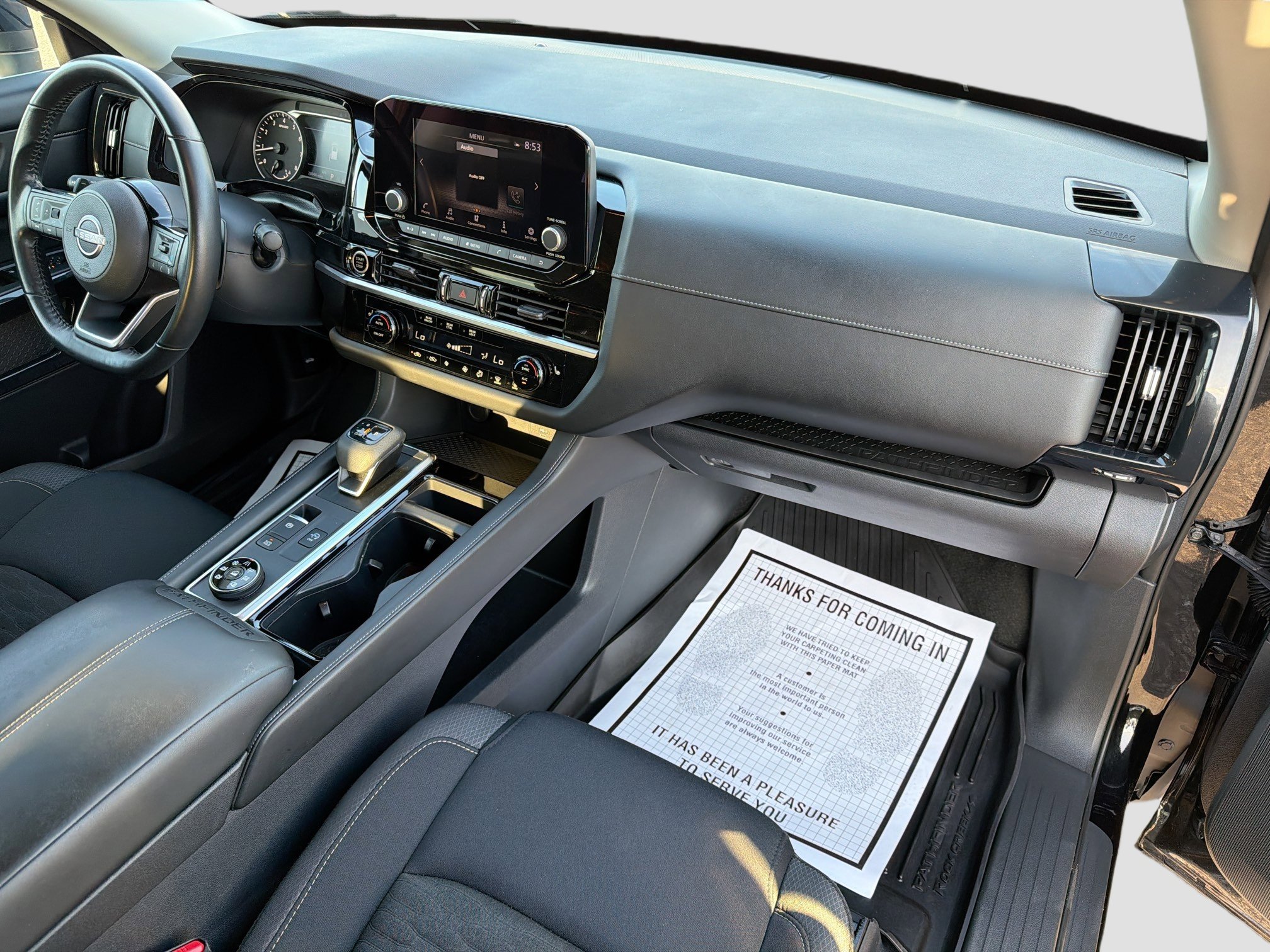 Used 2023 Nissan Pathfinder SV w/ SV Premium Package image 13