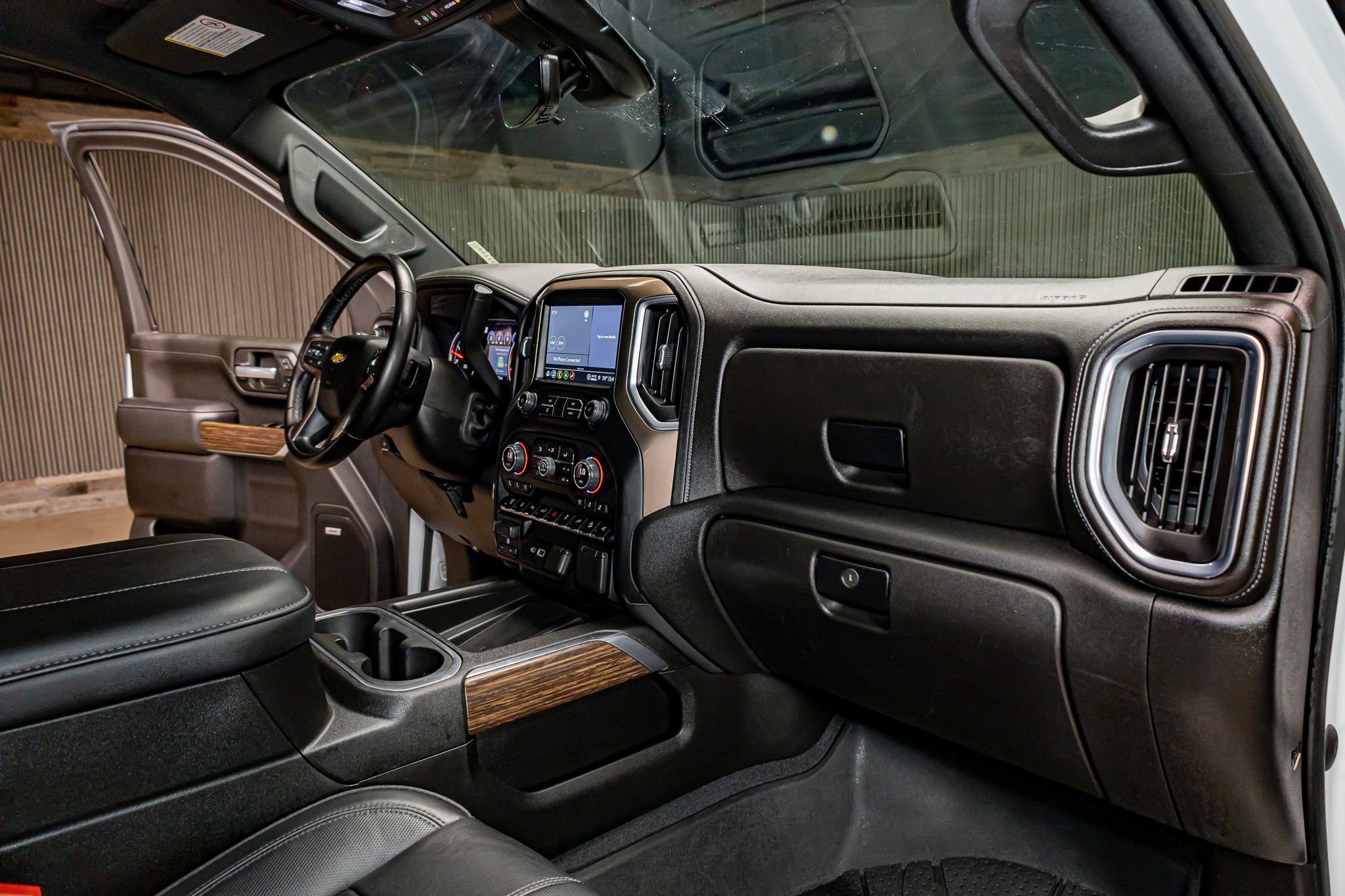 Used 2023 Chevrolet Silverado 3500 High Country w/ Z71 Off-Road Package image 15