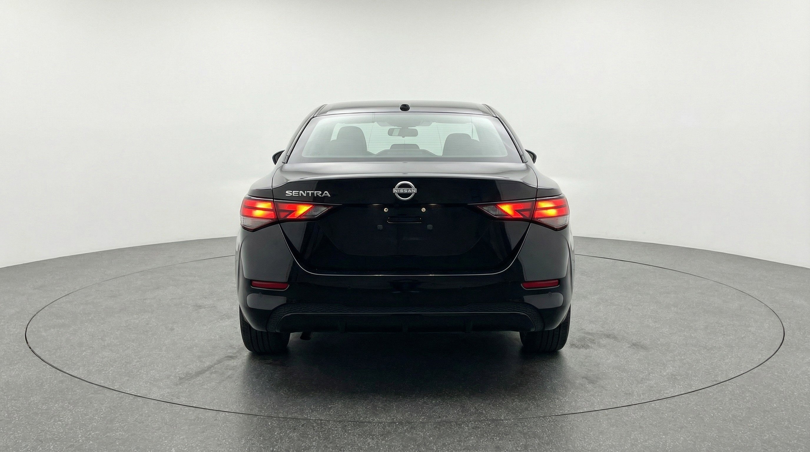 Used 2025 Nissan Sentra SV image 7