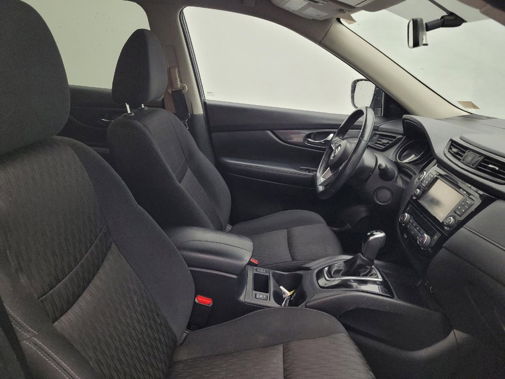 Used 2017 Nissan Rogue SV w/ SV Premium Package FWD image 21