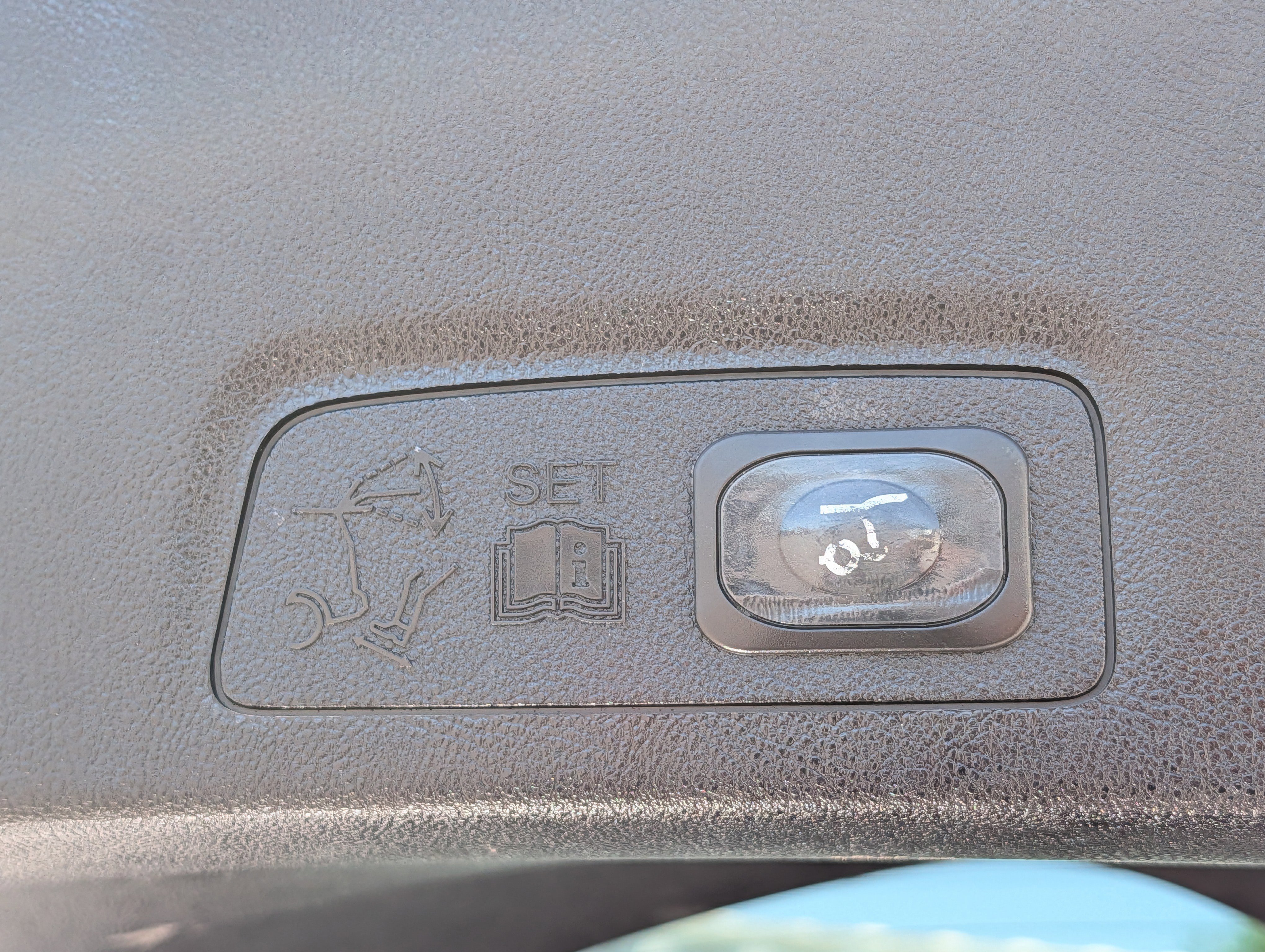 Used 2015 Lincoln MKC AWD w/ Equipment Group 102A Reserve image 14