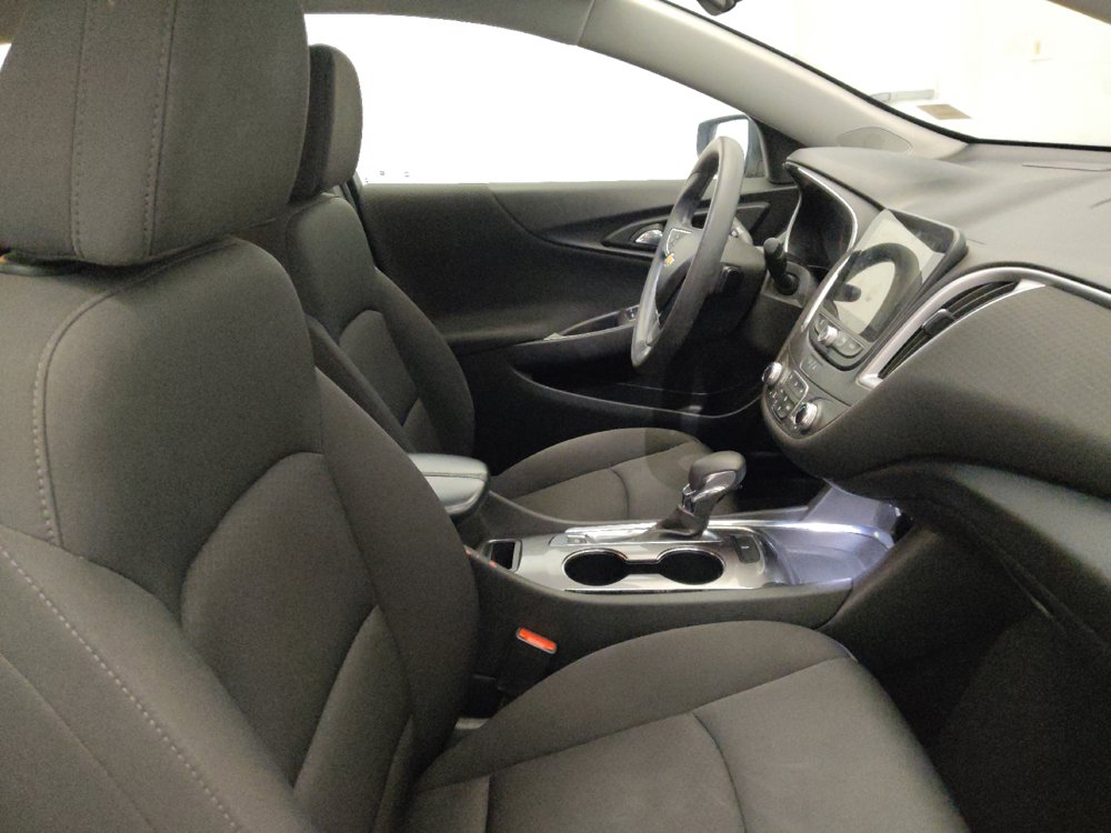 Used 2023 Chevrolet Malibu LT FWD image 21