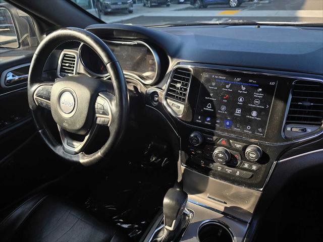 Used 2022 Jeep Grand Cherokee Limited image 10