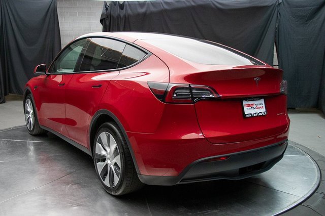 Used 2021 Tesla Model Y Long Range image 10