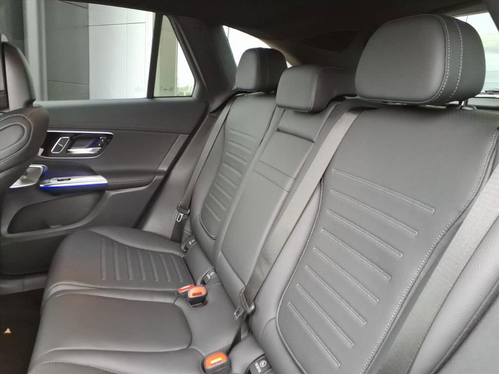 New 2026 Mercedes-Benz GLC 300 4MATIC image 26