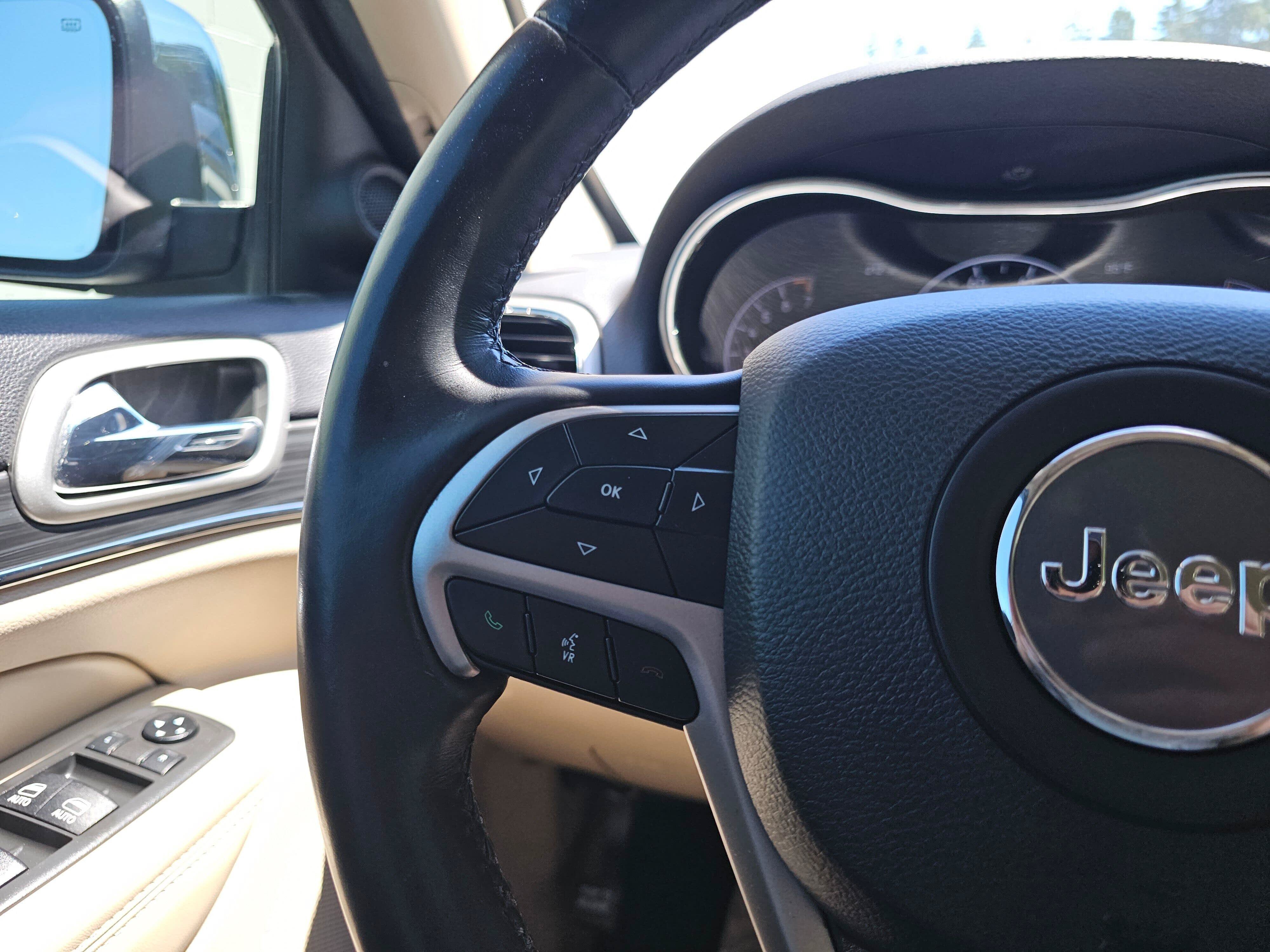Used 2021 Jeep Grand Cherokee Limited w/ Sun & Sound Group AWD/4WD image 66