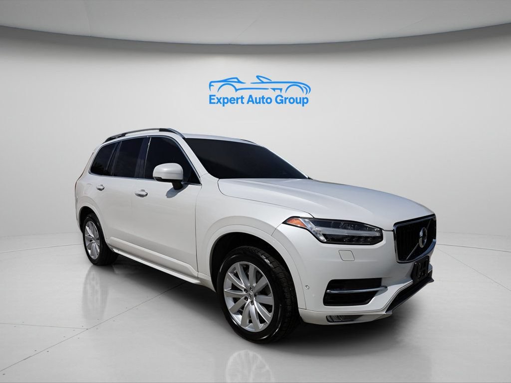 Used 2018 Volvo XC90 T6 Momentum w/ Convenience Package AWD/4WD image 5