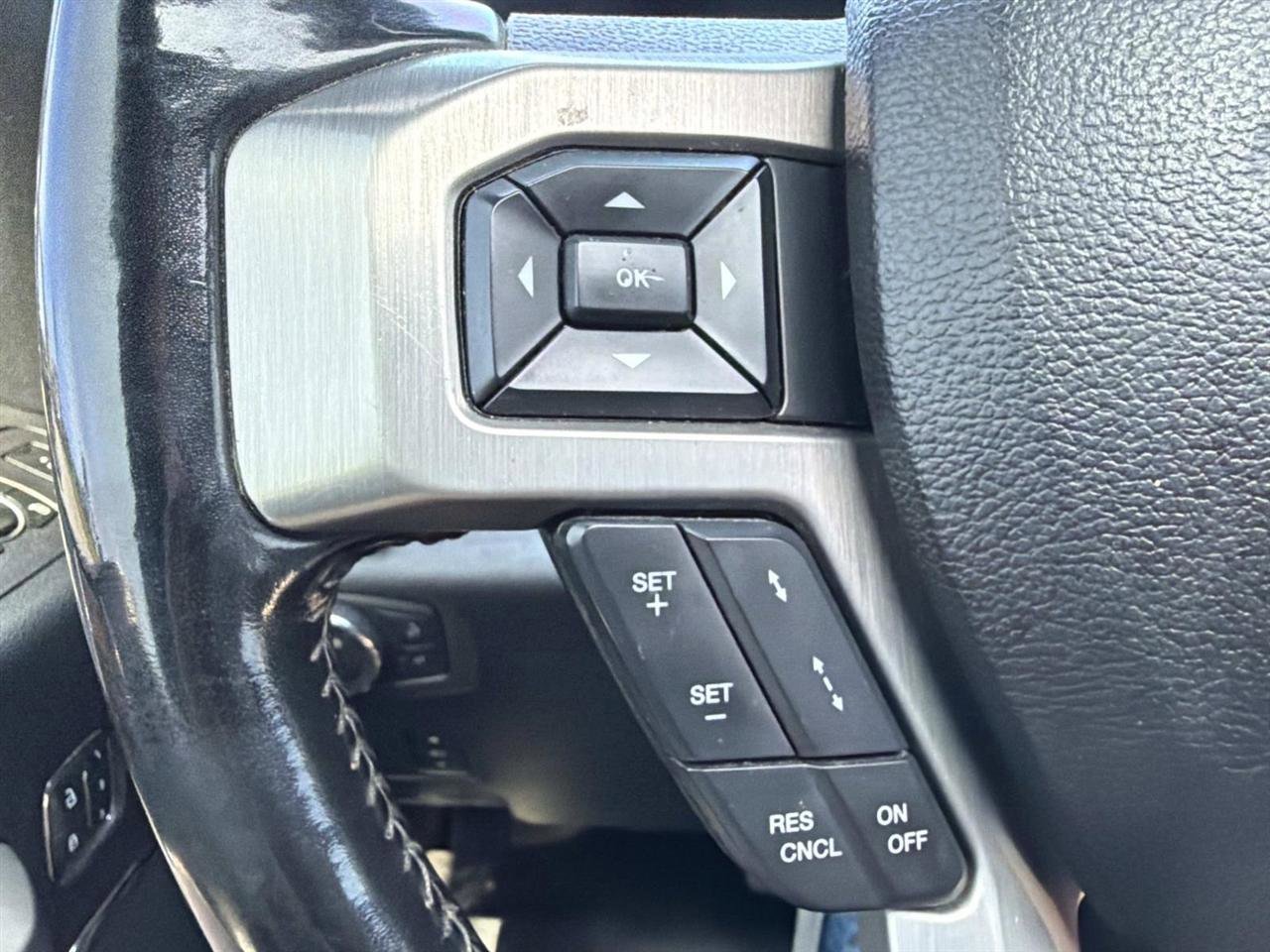 Used 2017 Ford F250 Platinum w/ Platinum Ultimate Package AWD/4WD image 18