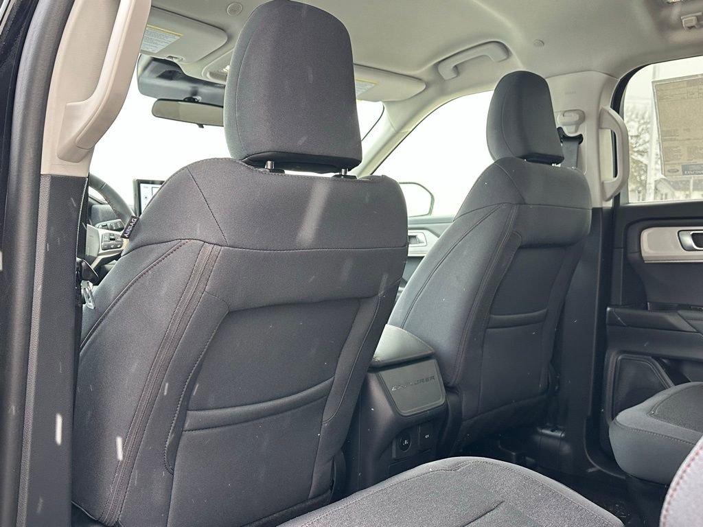 New 2026 Ford Explorer Active image 13