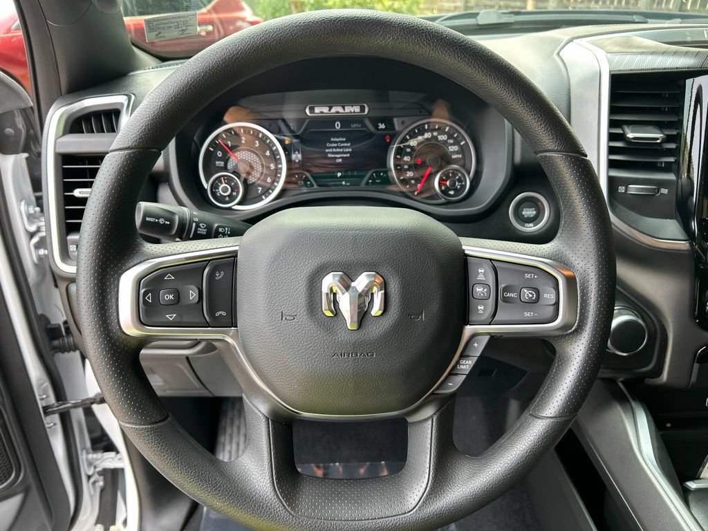 Used 2026 RAM 1500 Express AWD/4WD image 15