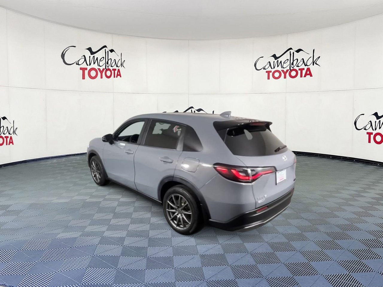 Used 2025 Honda HR-V Sport image 8