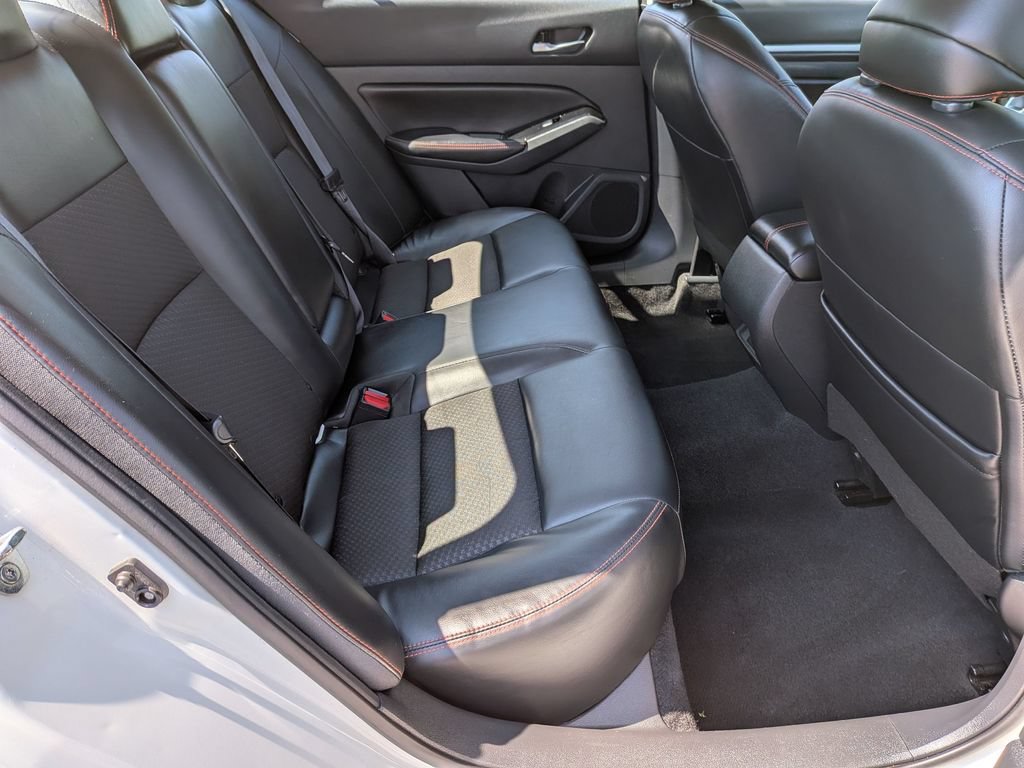 Used 2024 Nissan Altima 2.5 SR FWD image 17