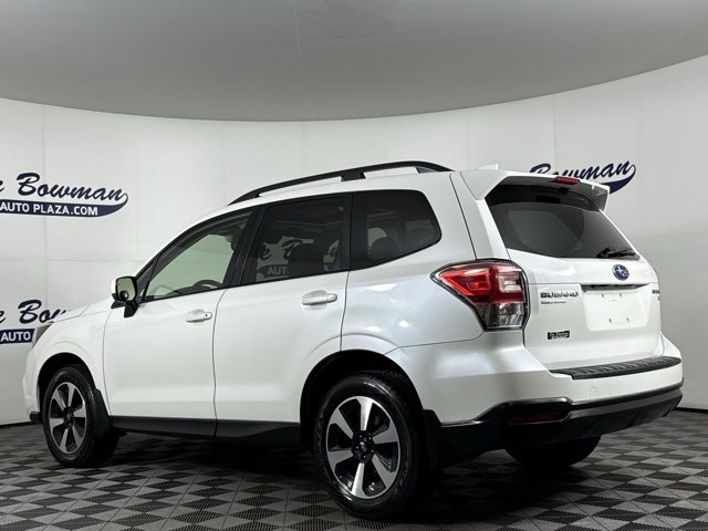 Used 2017 Subaru Forester 2.5i Premium image 9