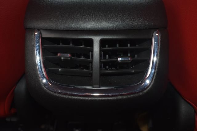 Used 2018 Chevrolet Malibu LT image 35