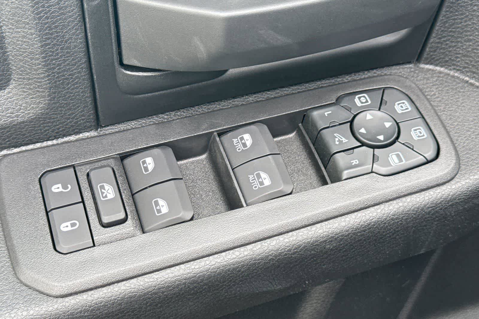 New 2026 RAM 3500 Tradesman AWD/4WD image 13