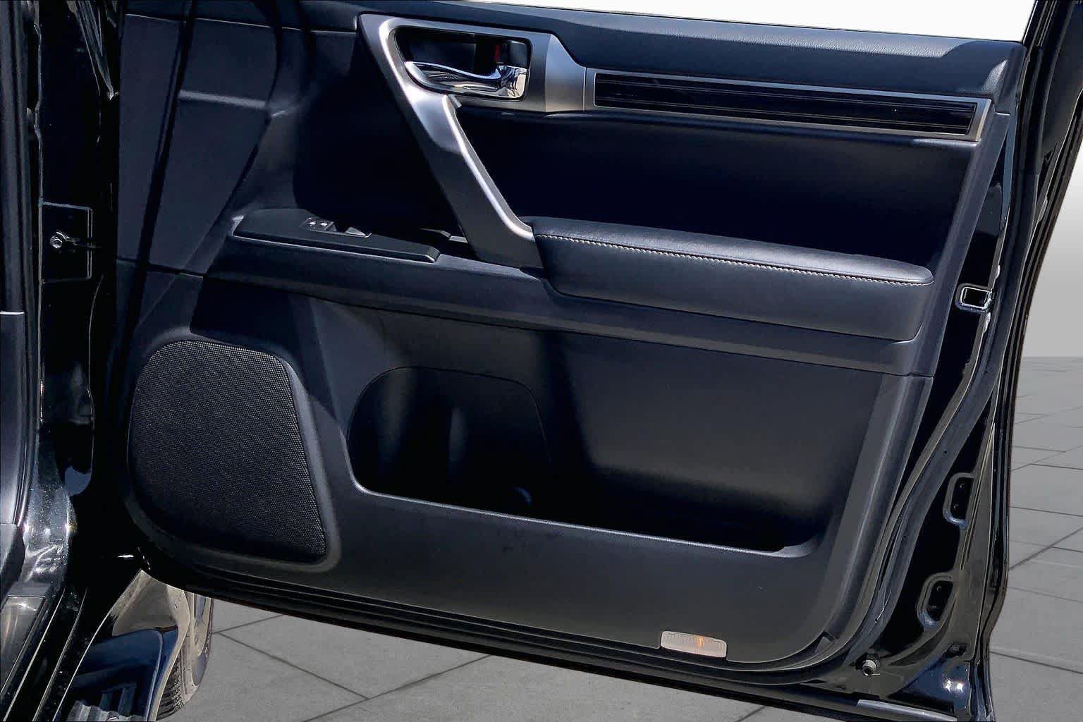 Used 2023 Lexus GX 460 Premium w/ Premium Package AWD/4WD image 22