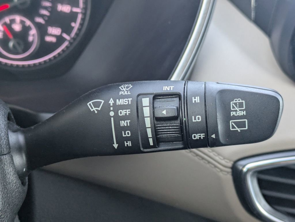 Used 2023 Hyundai Santa Fe SE image 26