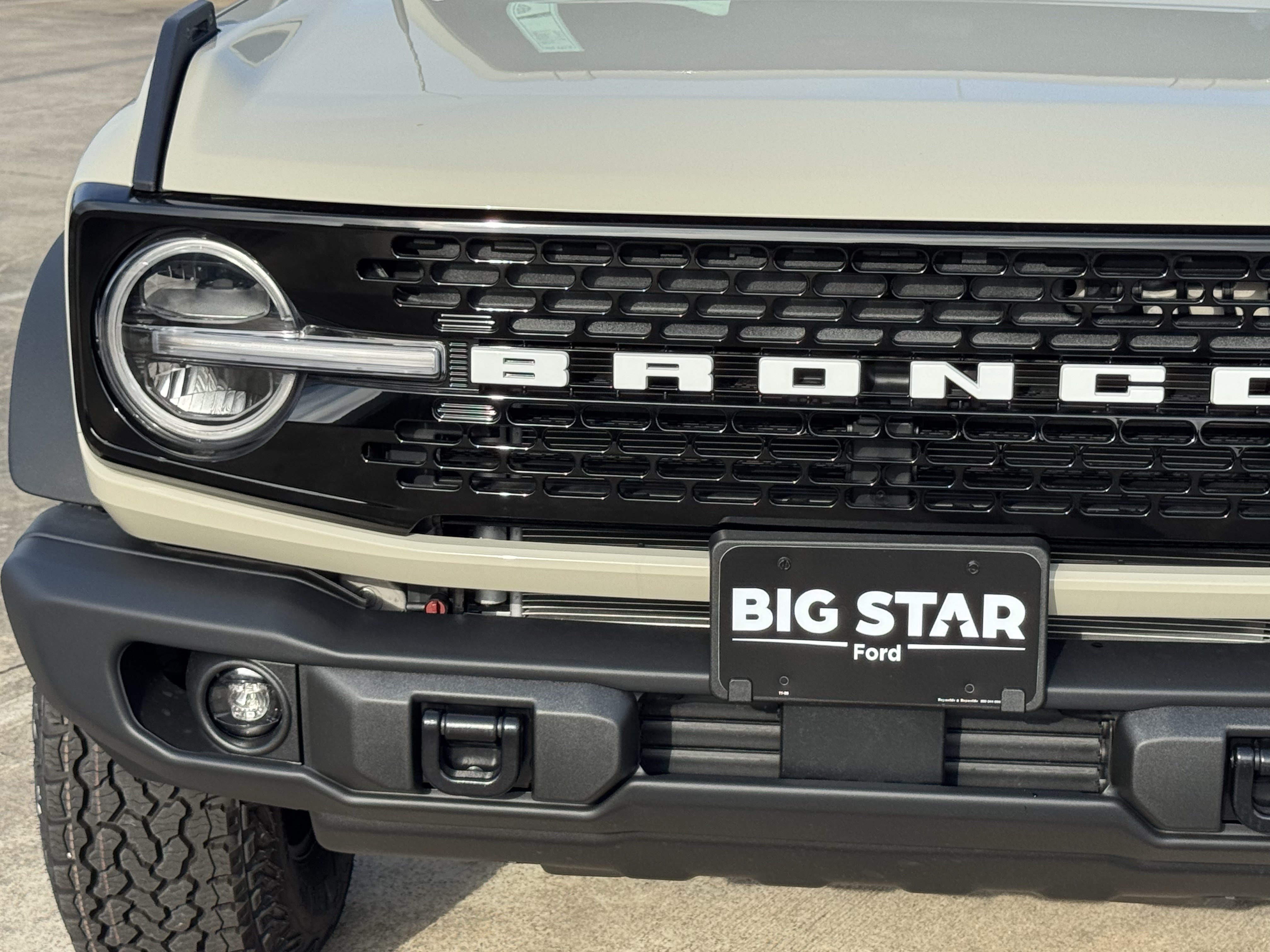 New 2026 Ford Bronco Badlands AWD/4WD image 6