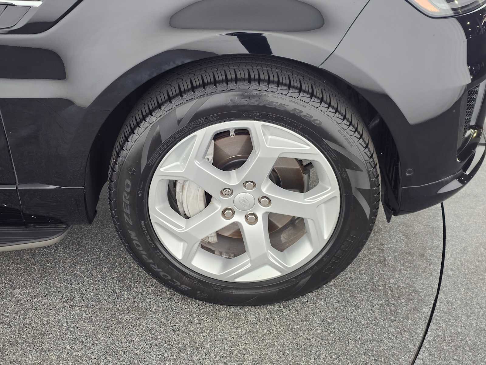 Used 2019 Land Rover Range Rover Sport HSE image 9