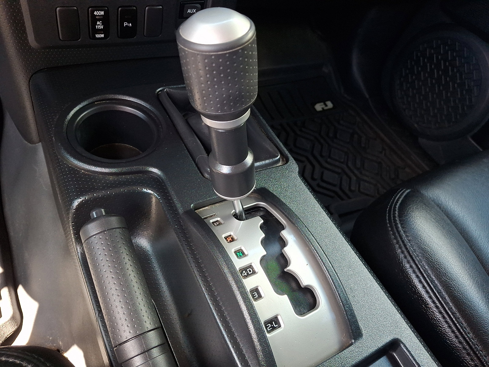 Used 2007 Toyota FJ Cruiser 4WD image 16