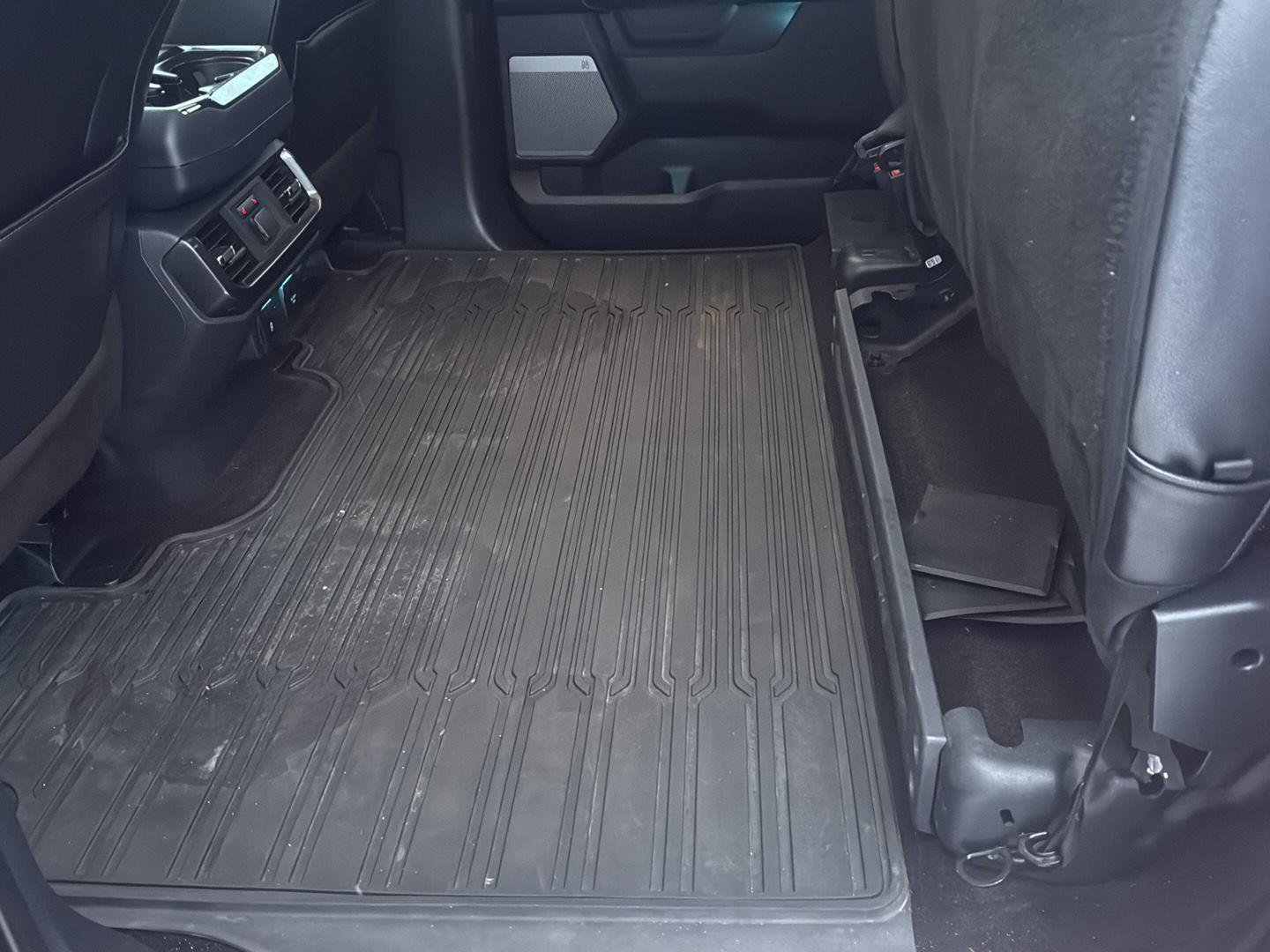 Used 2021 Ford F150 Lariat w/ Equipment Group 502A High image 22