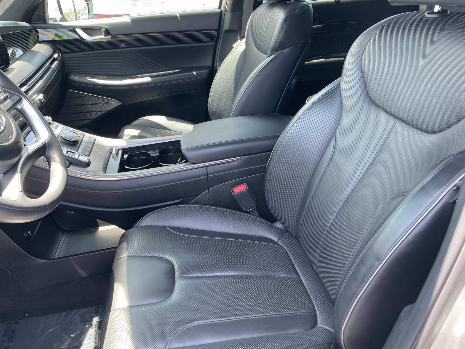 Used 2025 Hyundai Palisade Calligraphy image 22