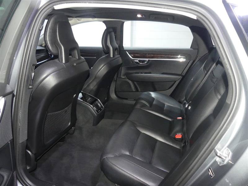 Used 2018 Volvo S90 T5 Momentum w/ Convenience Package AWD/4WD image 28