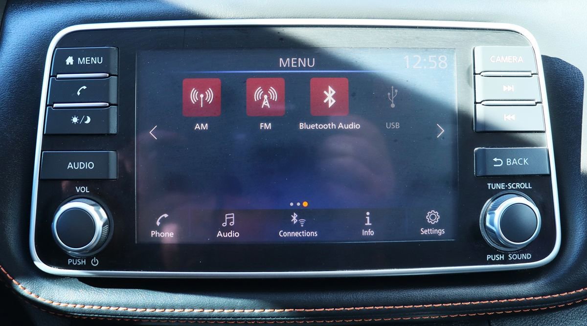 Used 2020 Nissan Kicks SR w/ SR Premium Package FWD image 46