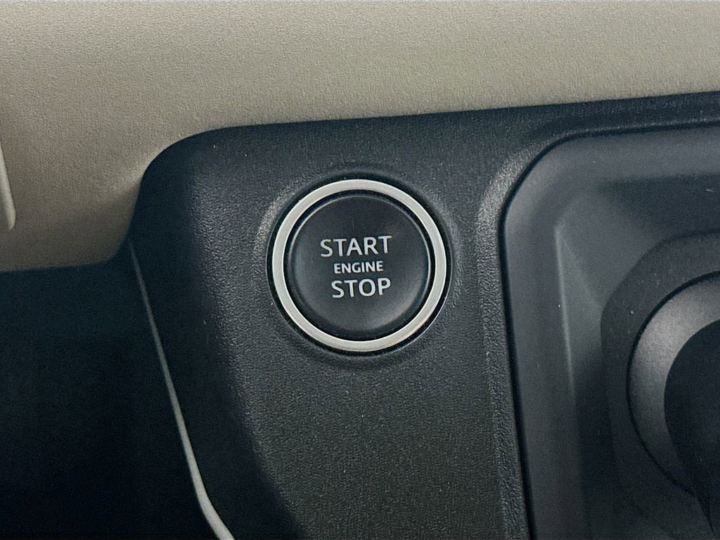 Used 2020 Land Rover Defender 110 S image 28