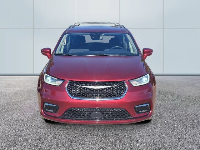 Used 2021 Chrysler Pacifica Touring w/ Cold Weather Group FWD image 2