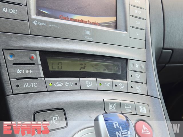Used 2015 Toyota Prius Four FWD image 9
