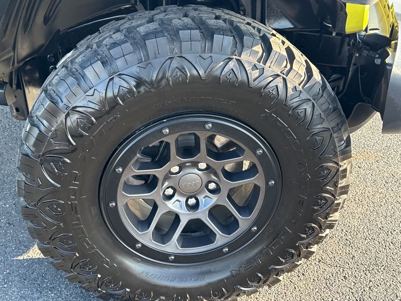 Used 2023 Jeep Wrangler Unlimited Sport image 9