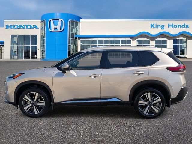 Used 2023 Nissan Rogue Platinum w/ Platinum Premium Package FWD image 12
