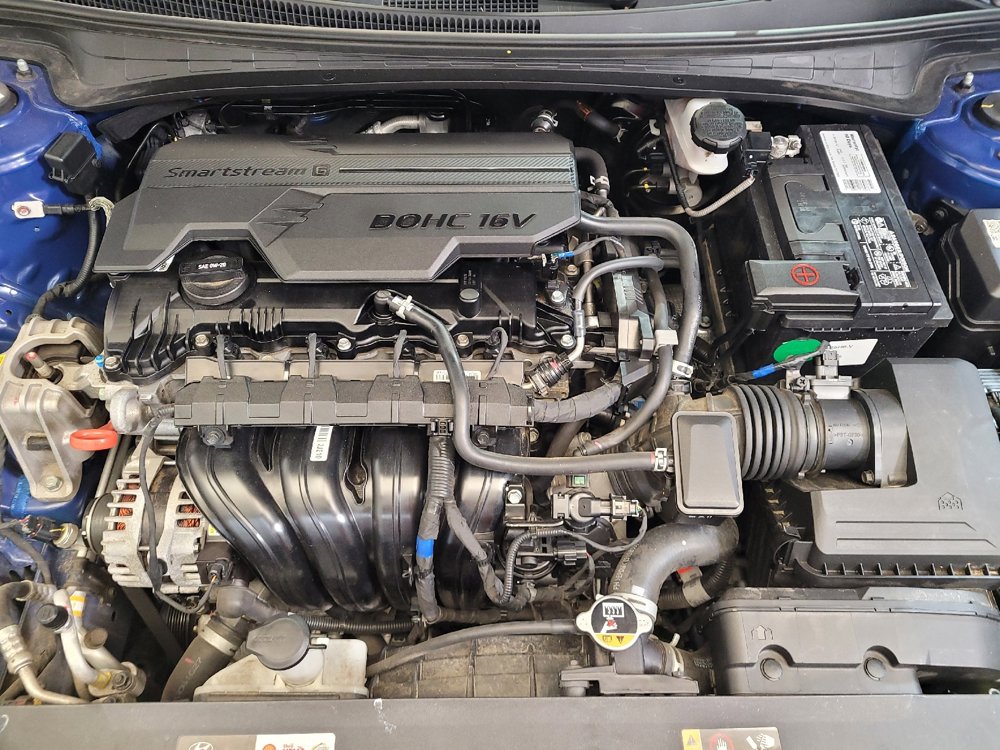 Used 2023 Hyundai Elantra SEL w/ Convenience Package image 30