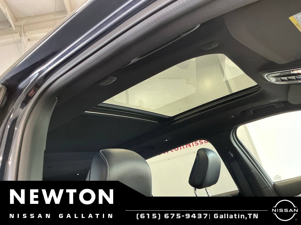 Used 2024 Jeep Grand Cherokee L Limited AWD/4WD image 12