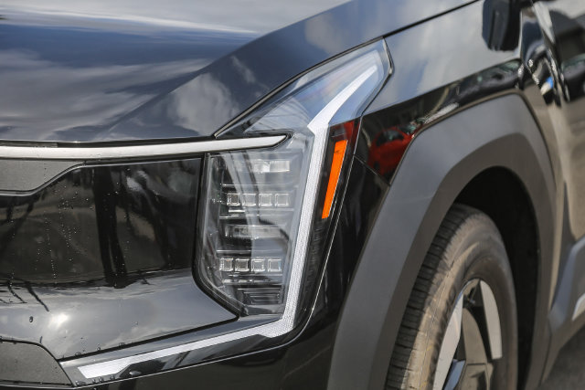 New 2026 Kia EV9 Wind AWD/4WD image 12