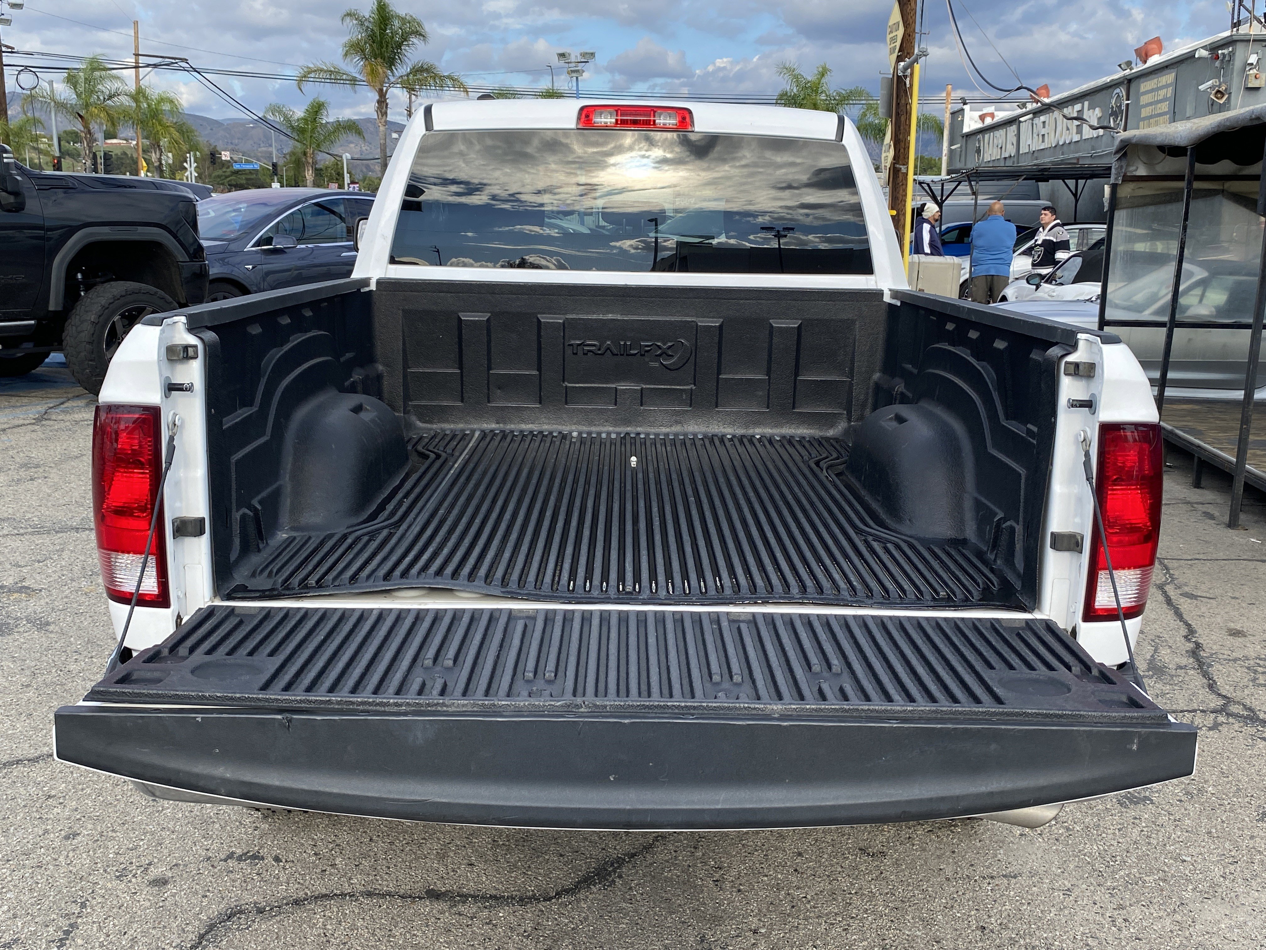 Used 2024 RAM 1500 Classic SLT image 21