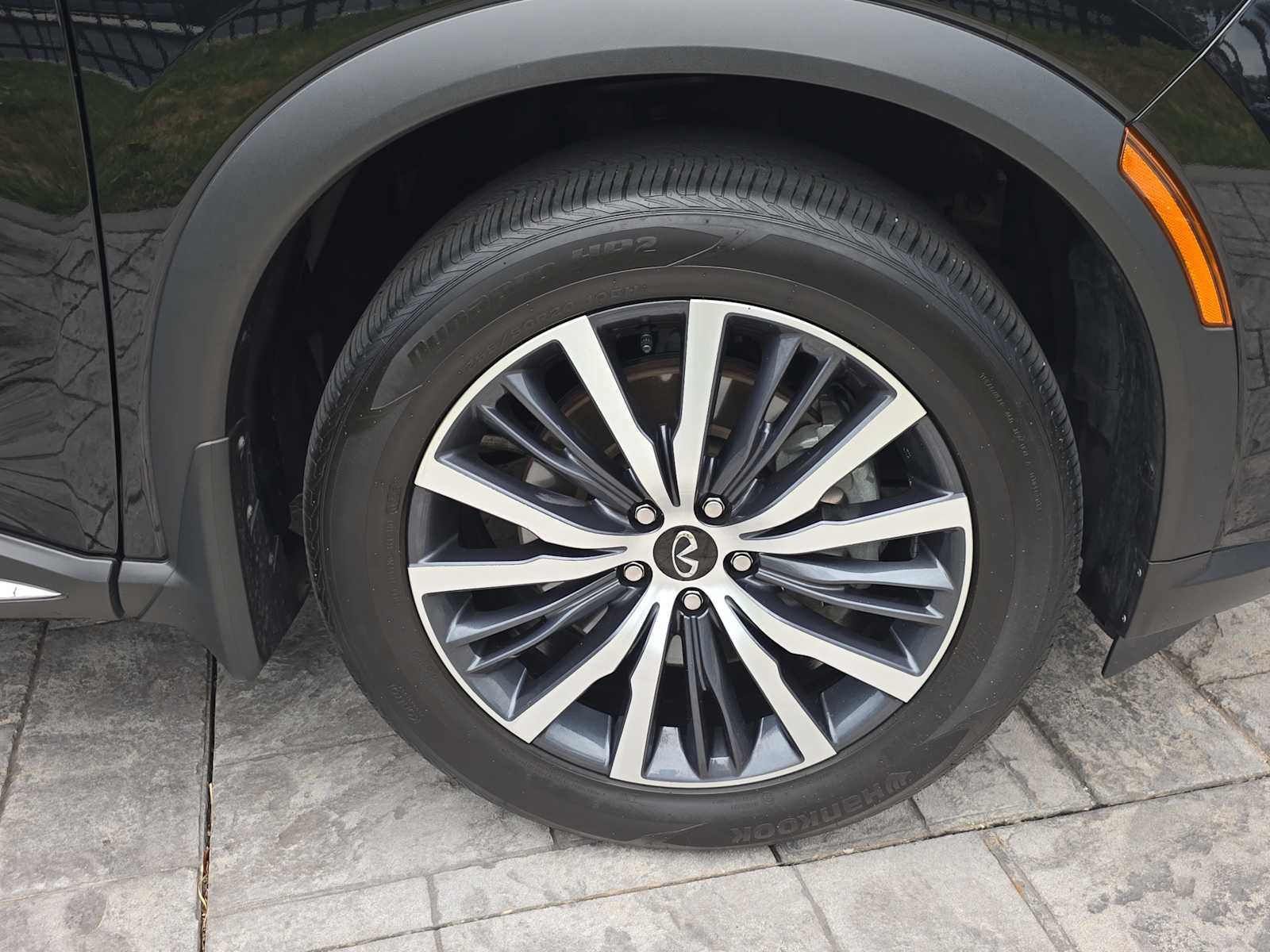 Certified 2025 INFINITI QX60 Sensory w/ Vision Package AWD/4WD image 10