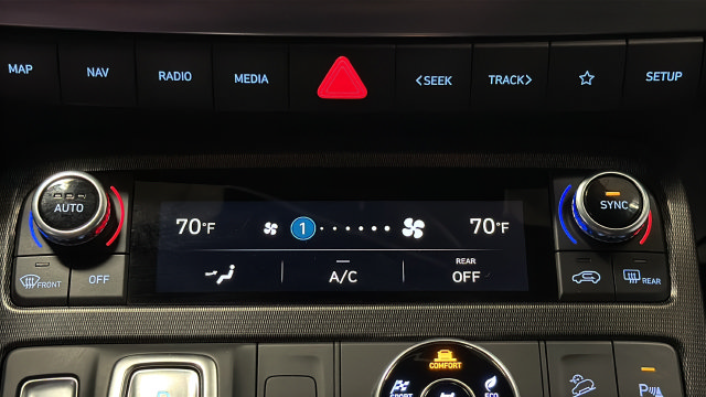 Used 2025 Hyundai Palisade Calligraphy AWD/4WD image 18