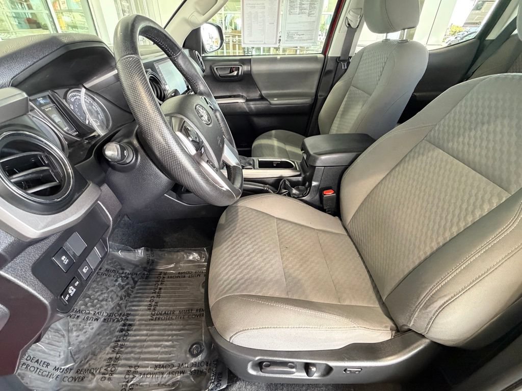 Certified 2023 Toyota Tacoma SR5 AWD/4WD image 21