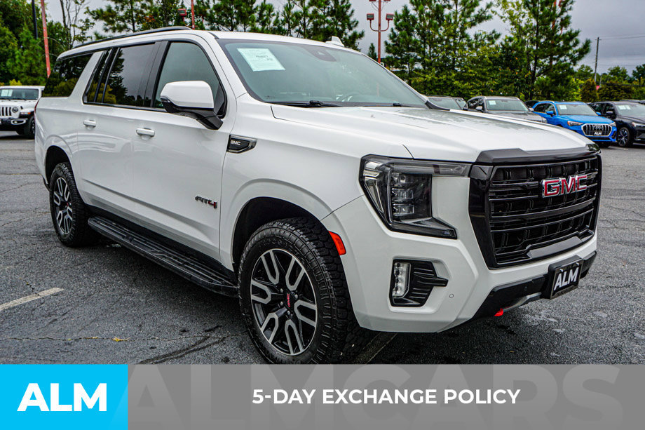 Used 2023 GMC Yukon XL AT4 AWD/4WD image 3