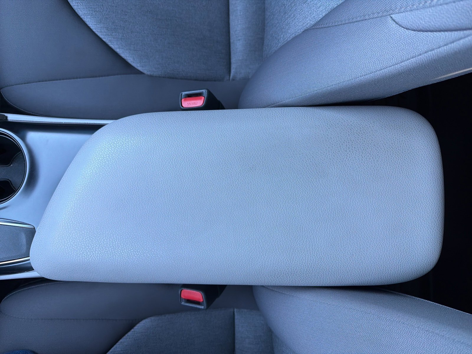 Used 2020 Toyota Camry LE image 44