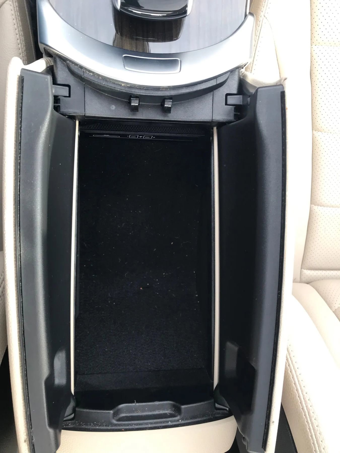 Used 2017 Mercedes-Benz C 300 4MATIC Sedan image 27