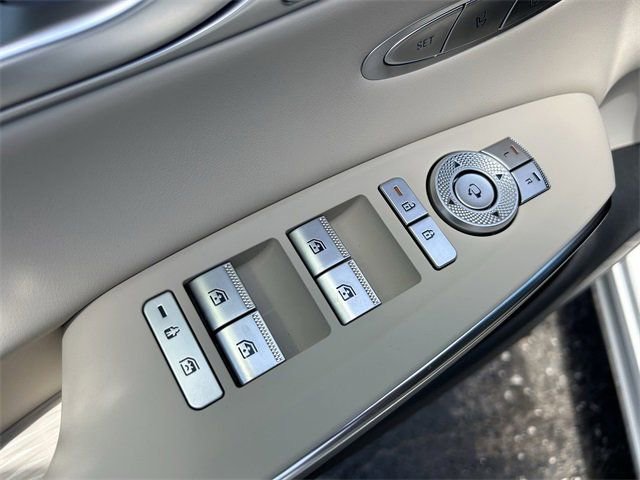 Used 2026 Genesis GV70 2.5T Select image 21