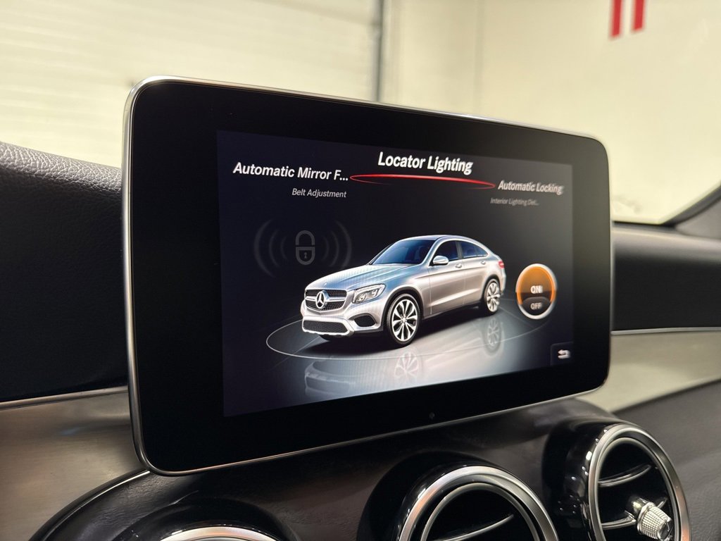 Used 2019 Mercedes-Benz GLC 300 4MATIC Coupe image 26