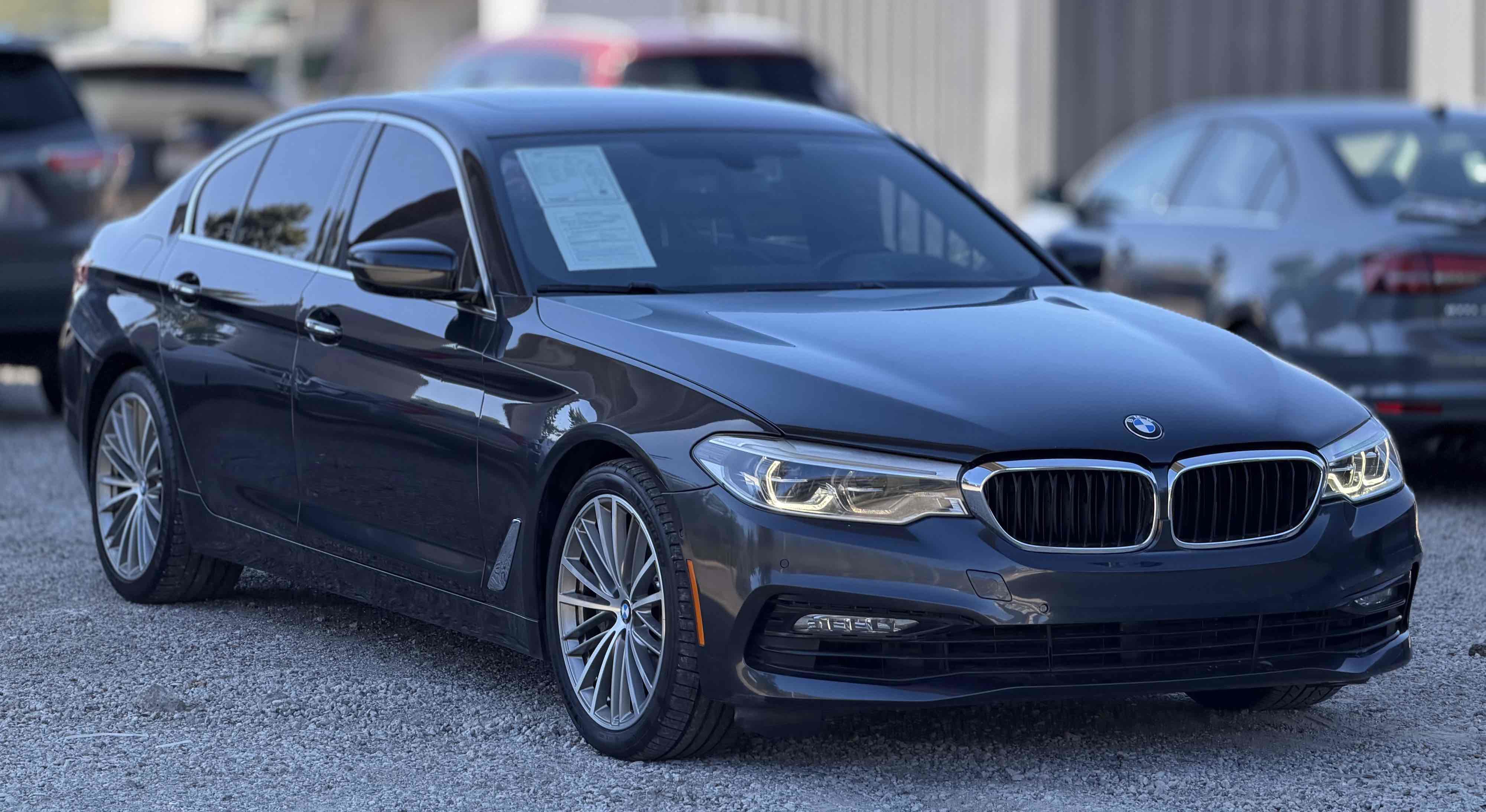 Used 2017 BMW 530i RWD image 4